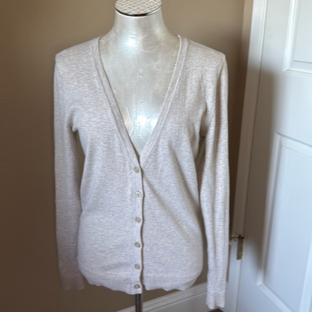 Merona Women’s Vneck Cardigan Color Wheat Size Medium